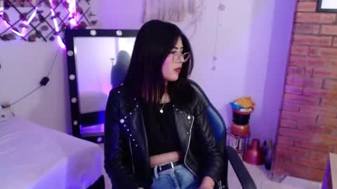 isabela online show from 6, 11, 2025