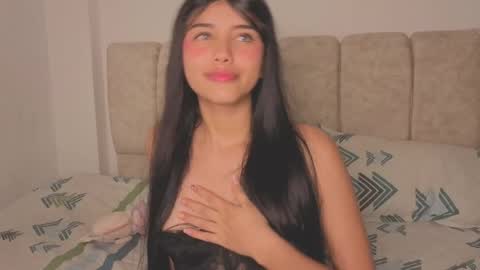 Snapshot of isa_dolly chatting on 8, 6, 2026 Isa Dolly online show from 8, 6, 2026