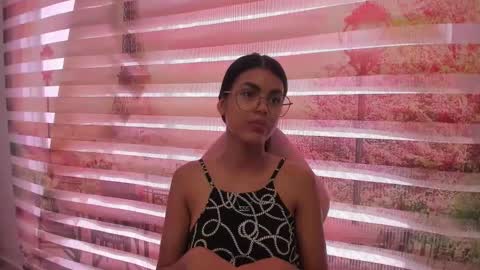    online show from 30, 10, 2025