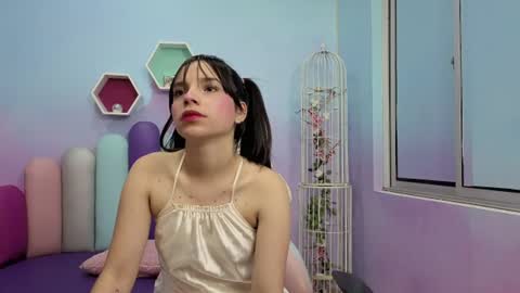 Isaa Skinny  online show from 15, 6, 2026