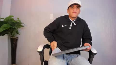 Isaac  online show from 10, 1, 2026