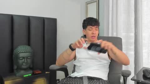 isaac_cryston online show from 12, 2, 2025