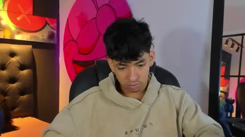 isaac_cryston online show from 18, 9, 2025