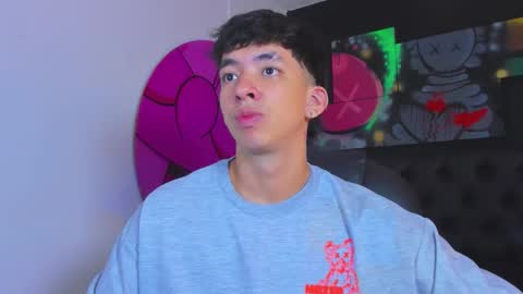 isaac_cryston online show from 6, 10, 2025