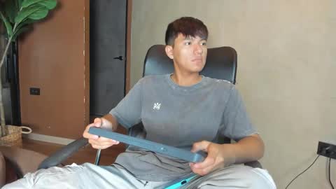 Snapshot of isaac_grimm chatting on 6, 2, 2026 isaac_grimm online show from 6, 2, 2026