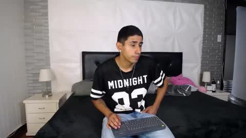 Snapshot of isaak_salomee chatting on 11, 6, 2026 isaak_salomee online show from 11, 6, 2026