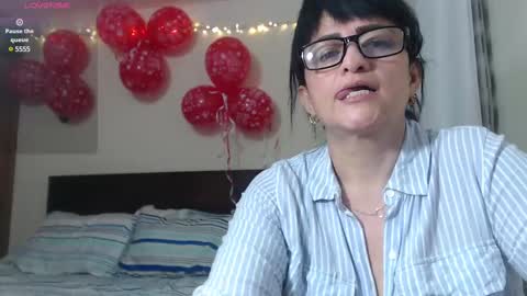 Isabeel Sofia online show from 20, 2, 2025