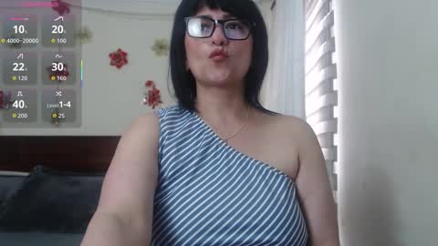 Isabeel Sofia online show from 7, 10, 2025