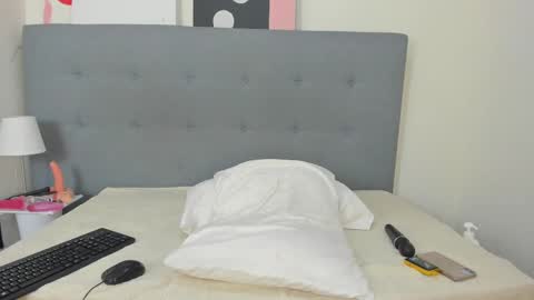 isabella online show from 19, 2, 2025