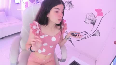 isabela_fiorelli online show from 1, 3, 2025