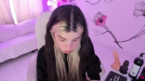 isabela_fiorelli online show from 30, 10, 2025