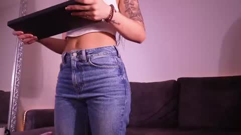 Snapshot of isabela_franco_ chatting on 26, 6, 2026 Isabela online show from 26, 6, 2026