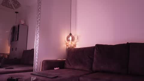 Snapshot of isabela_franco_ chatting on 14, 7, 2026 Isabela online show from 14, 7, 2026