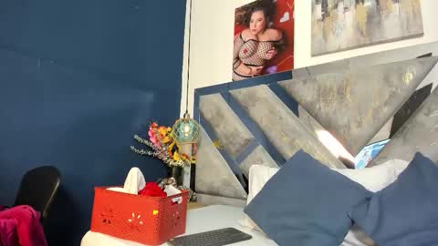 Snapshot of isabela_parkerr chatting on 18, 1, 2026 Mommy Isa online show from 18, 1, 2026