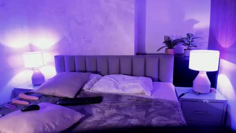 Snapshot of isabelastefano chatting on 11, 9, 2025 isabelastefano online show from 11, 9, 2025