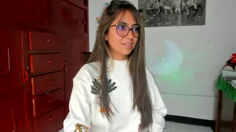 Snapshot of isabella22_1 chatting on 11, 2, 2025 Isabella22 1 online show from 11, 2, 2025