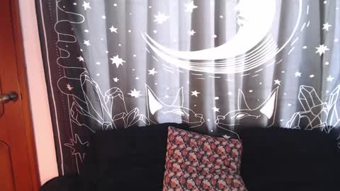 Snapshot of isabella__dark chatting on 15, 1, 2025 online show from 15, 1, 2025