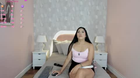 Snapshot of isabella__milf chatting on 16, 5, 2026 isabella__milf online show from 16, 5, 2026