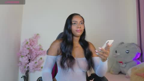 Snapshot of isabella_evon chatting on 5, 5, 2026 Isabella-Rodriguez online show from 5, 5, 2026