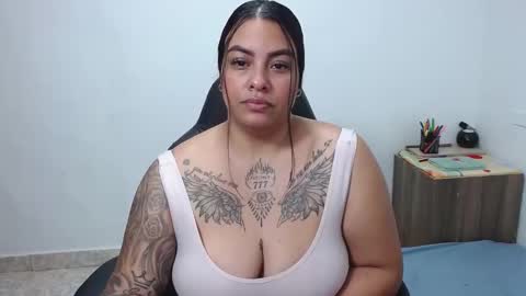  estefania online show from 25, 2, 2025