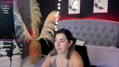   online show from 5, 3, 2025