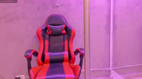 Isabella Nowa online show from 17, 3, 2026