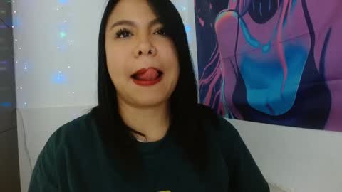 Snapshot of isabella_velvet27 chatting on 19, 5, 2026 Isabella velvet online show from 19, 5, 2026