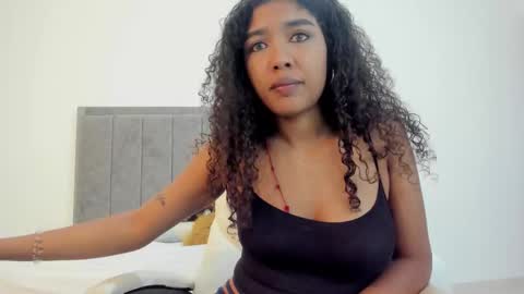 Snapshot of isabella_xx1 chatting on 27, 9, 2025 isabella online show from 27, 9, 2025