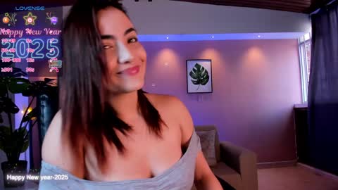 Isabella  Everyday From 0530 to 1430 Col Time online show from 11, 1, 2025