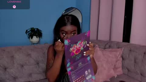 Snapshot of isabellabroms21 chatting on 25, 7, 2026 v online show from 25, 7, 2026