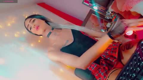 isabellagirs online show from 29, 11, 2025