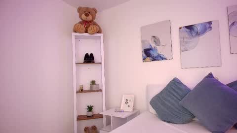 Isabella  online show from 29, 5, 2026