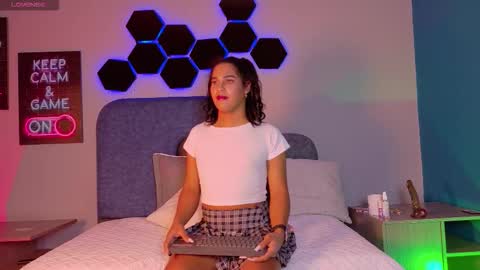 Isabella online show from 13, 11, 2025