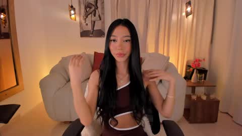 Snapshot of isabellalux_ chatting on 3, 5, 2026 ISABELLA online show from 3, 5, 2026