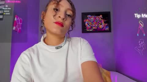 Isabella online show from 30, 10, 2025