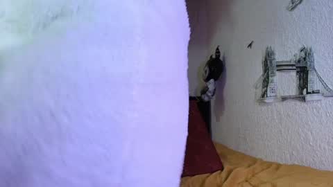 isabelle_sara online show from 5, 4, 2026