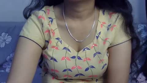 ishika_ishu online show from 15, 9, 2025