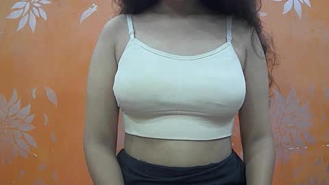 ishika_singh_ online show from 11, 10, 2025