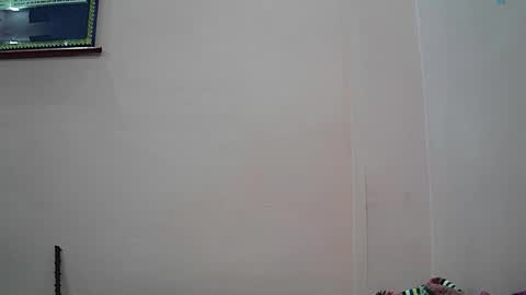 ishika_singh_ online show from 23, 10, 2025