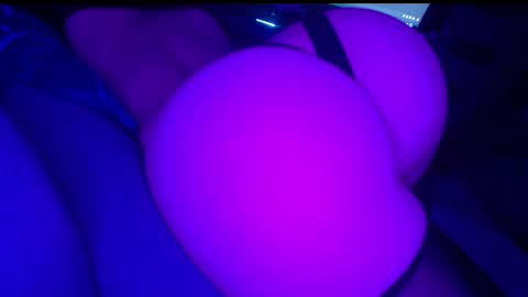 Snapshot of ishtarea chatting on 8, 3, 2025 ishtarea online show from 8, 3, 2025