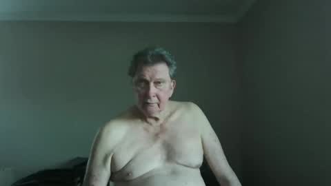 Snapshot of island625103 chatting on 7, 5, 2026 island625103 online show from 7, 5, 2026