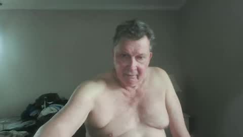 Snapshot of island625103 chatting on 23, 6, 2026 island625103 online show from 23, 6, 2026