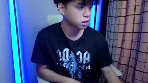 Nathaniel online show from 7, 4, 2026
