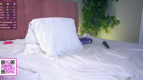 Snapshot of islandladies chatting on 24, 2, 2025 Im Eva Lovense is activeThere are legends that in this room all your wishes can come true Private is Open online show from 24, 2, 2025