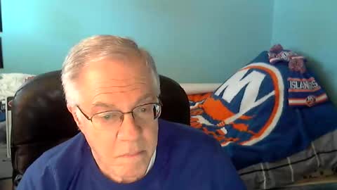 Snapshot of islesman22 chatting on 9, 6, 2026 islesman22 online show from 9, 6, 2026