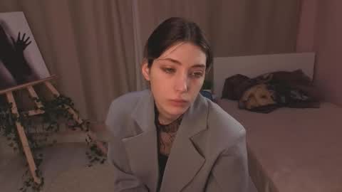 Emilia online show from 6, 3, 2026