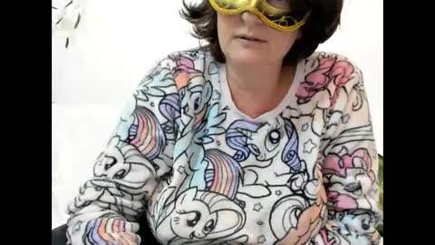 Marta online show from 8, 2, 2025