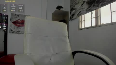 Issa  online show from 15, 1, 2025