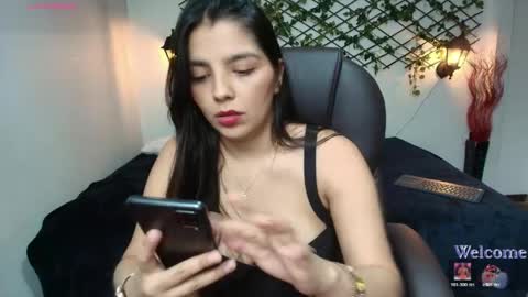 Snapshot of issa_nassar chatting on 25, 5, 2026 Issa online show from 25, 5, 2026