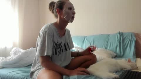 Snapshot of issabelle_69 chatting on 7, 7, 2026 Issabelle online show from 7, 7, 2026